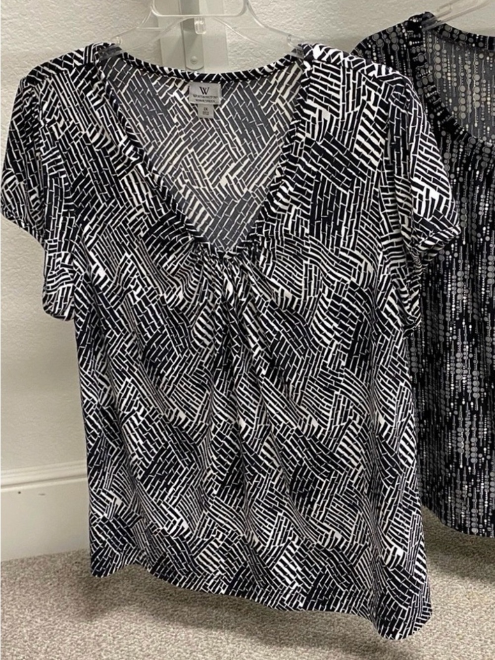 Worthington Women’s V Neck Blouse 2XL
